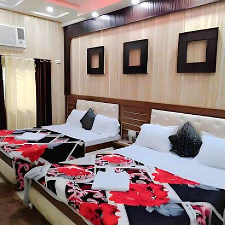 Taj Square A Luxurious Family Homestay Agra  Exterior photo