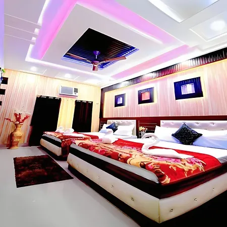 Taj Square A Luxurious Family Homestay Agra  Exterior photo