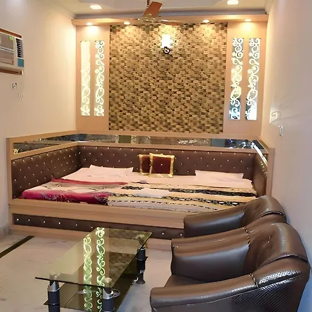 Taj Square A Luxurious Family Homestay Agra  Exterior photo